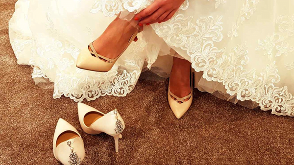 تألقي بهذه الأحذية في حفل زفافكِ