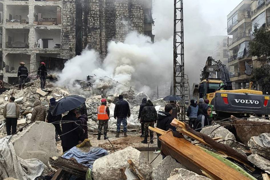 سوريا تناشد العالم «مدّ يد العون» لدعمها بعد الزلزال