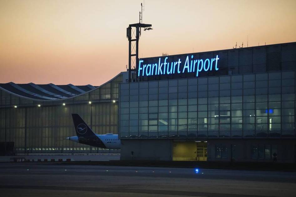 إضراب يعطّل حركة الطيران في ثمانية مطارات ألمانية