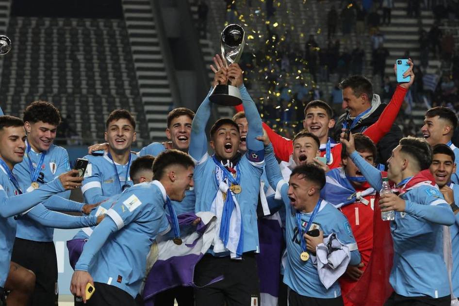 الأوروغواي بطلة مونديال الشباب