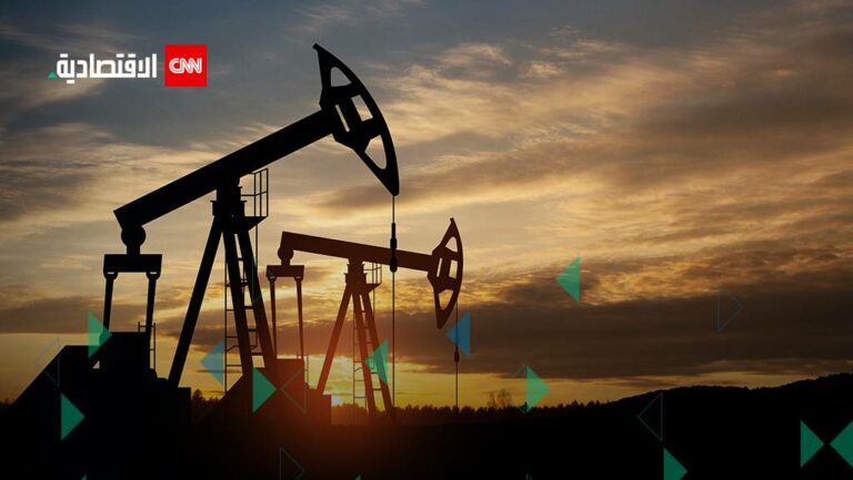 السعودية وروسيا تمددان الخفض الطوعي لإنتاج النفط حتى نهاية 2023