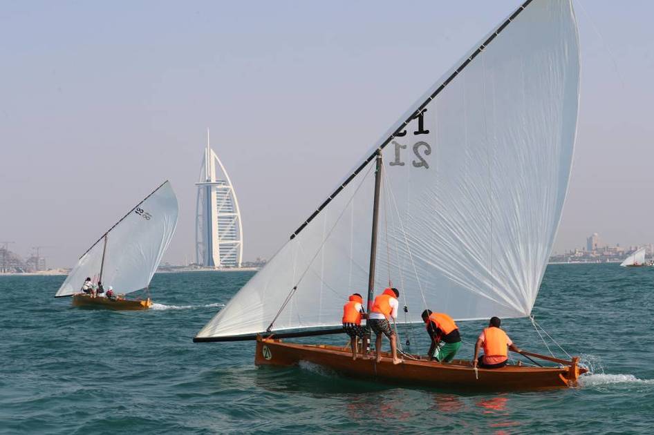 شواطئ جميرا تحتضن ثانية جولات القوارب 22 قدماً الجمعة