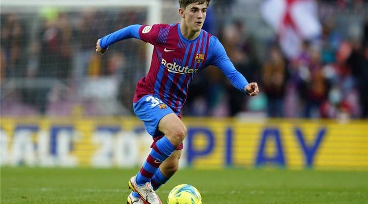 صراع ثلاثي إنجليزي على ضم جافي من برشلونة