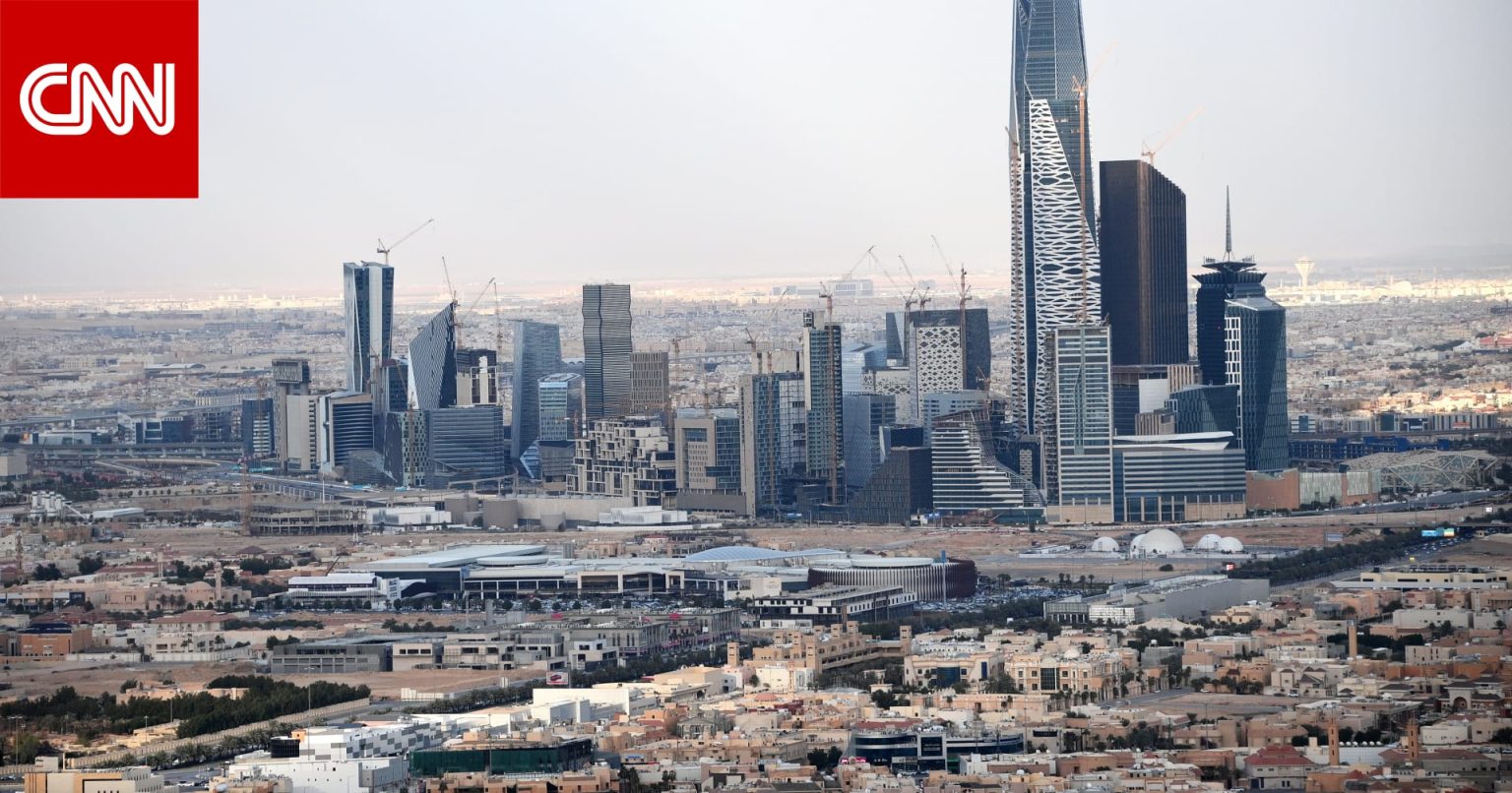 منها ضد لواء طيار سعودي تقاضى أكثر من مليوني دولار.. الفساد تكشف تفاصيل وتباشر 13 قضية