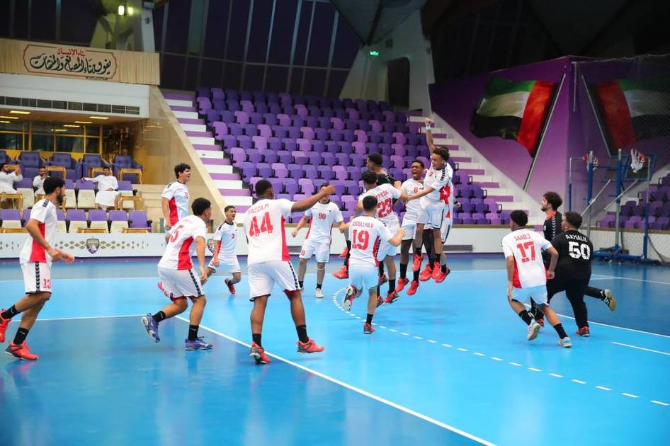 الشارقة «ملك اليد» من الأشبال حتى الرجال