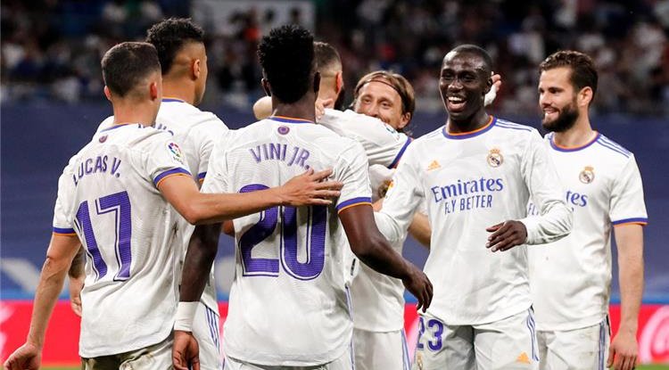 فيديو | ريال مدريد يهين ليفانتي بسداسية ويطيح به من الليجا استعدادًا لنهائي دوري الأبطال