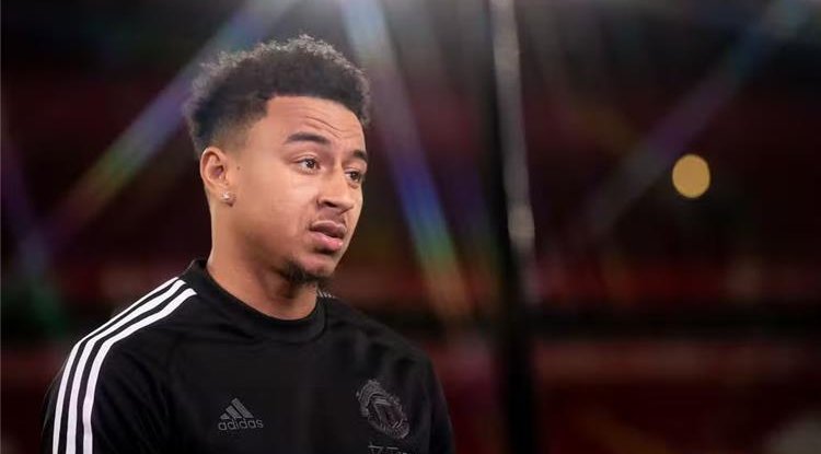 مانشستر يونايتد يُعلن رحيل لينجارد