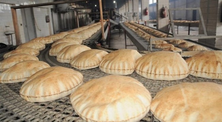 خبير يتحدث عن المصير المحتمل للخبر بعد أزمة القمح