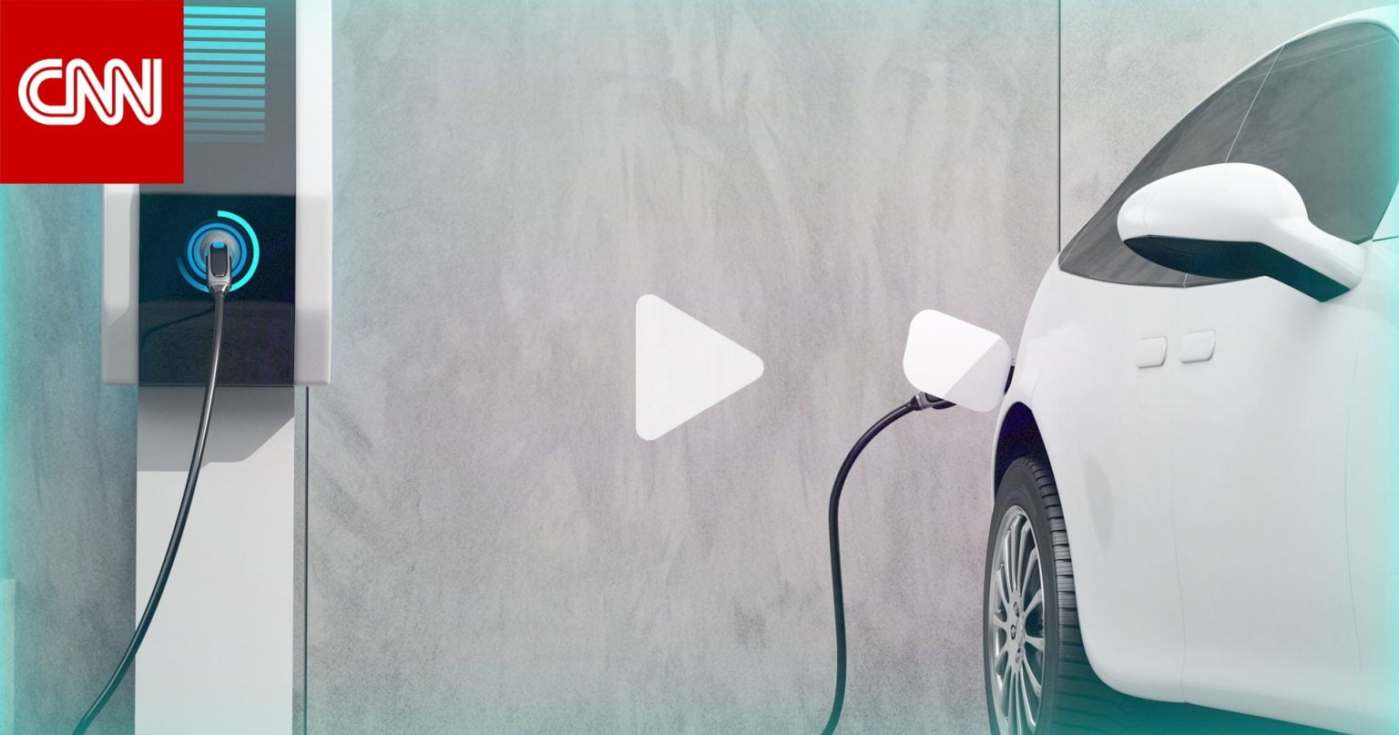 هل تفكر في شراء سيارة كهربائية؟ خبير يشرح متى يجب أن تشتري أو تنتظر