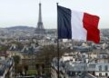 الحكومة الفرنسية تقترح رفع سن التقاعد إلى 64 عاماً.. والنقابات تعلن الإضراب   