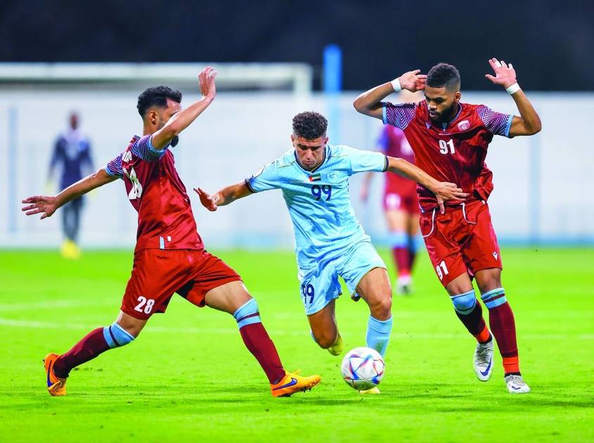 4 مباريات في دوري الأولى السبت