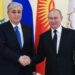 بوتين يهنّئ توكاييف على فوزه «المستحَق» برئاسة كازاخستان