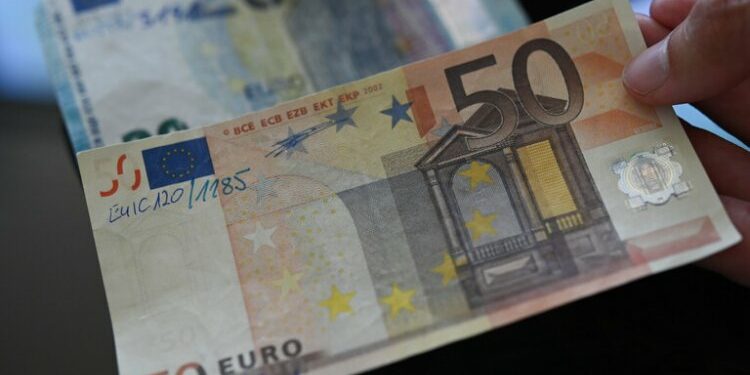 المفوضية الأوروبية تقر: الاتحاد الأوروبي سيدخل في انكماش اقتصادي نهاية العام