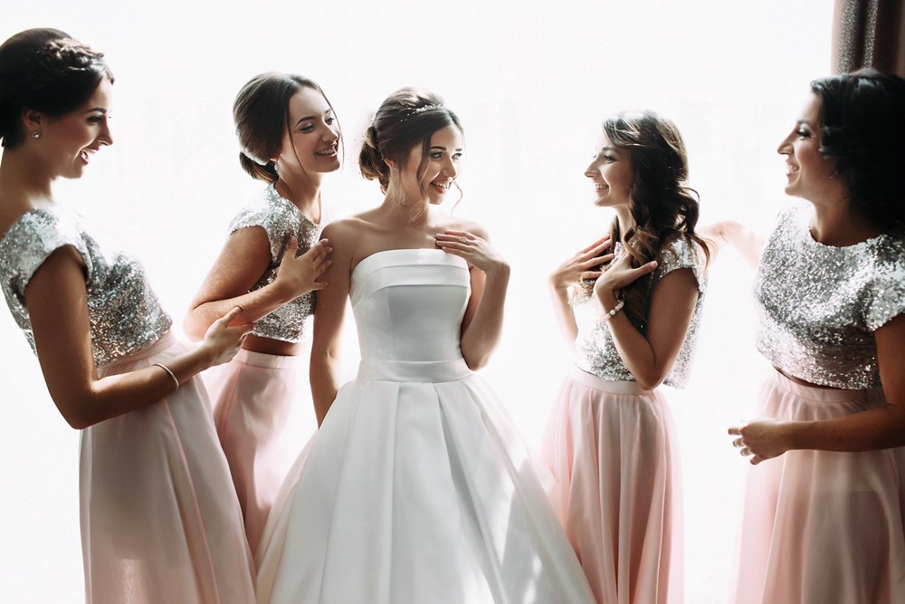 كيف تختارين فستان أحلامكِ في ليلة زفافك؟