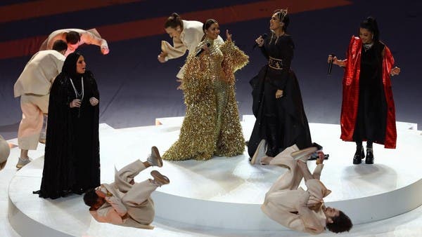 هذه تفاصيل إطلالات نجمات ختام "مونديال 2022" هذه تفاصيل إطلالات نجمات ختام "مونديال 2022"