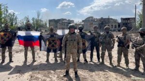 بـ «راتب لائق»..«فاغنر» تريد توظيف مترجمين