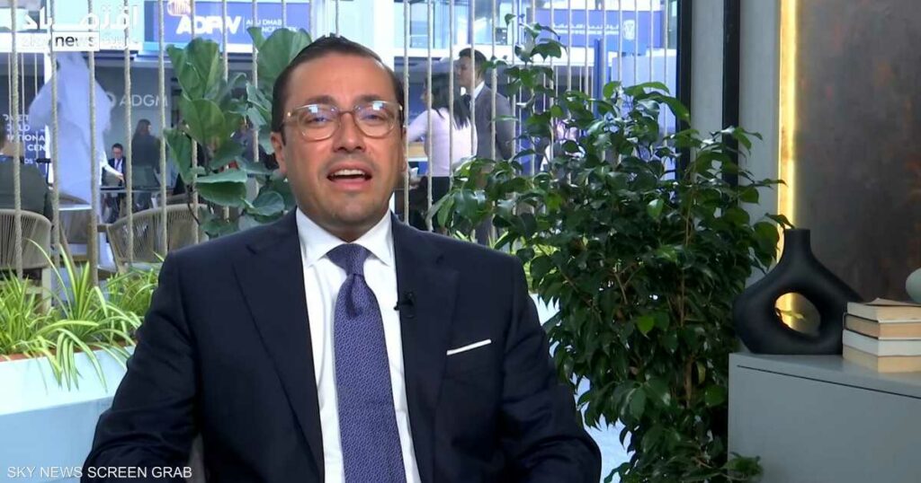 إنفستكورب: سنقدم توزيعات بنسبة 8.4% للمساهمين لمدة 3 سنوات