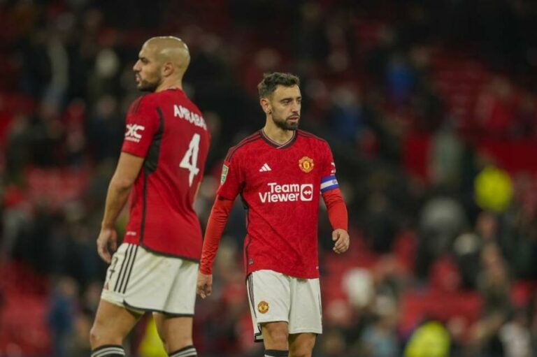 مانشستر يونايتد يخسر لقبه في كأس الرابطة