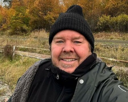 من مرشح للكرة الذهبية إلى بائع مكانس