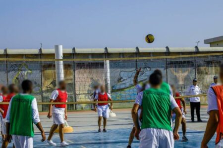 نزلاء دبي يشاركون في فعاليات تحدي دبي للياقة