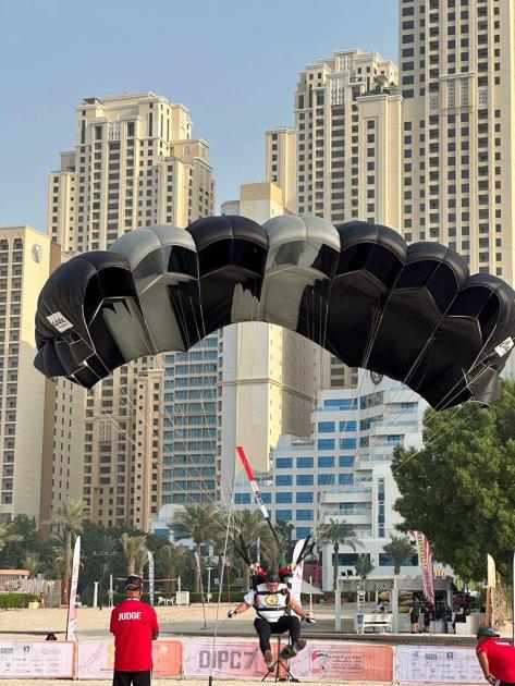 البلوشي يواصل صدارته لفردي الهدف