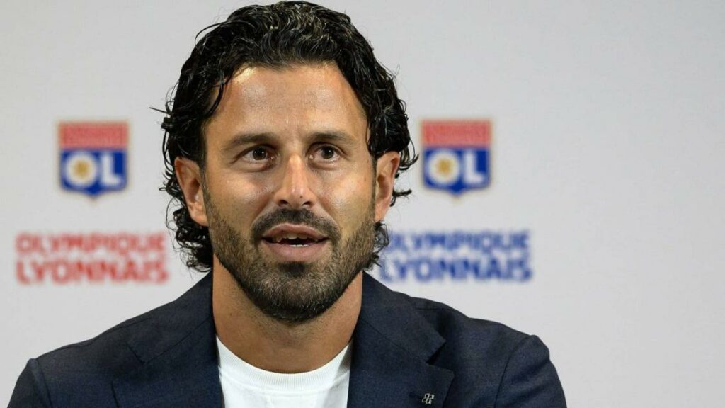 إقالة فابيو جروسو من تدريب ليون.. إصابته أشهر إنجازاته