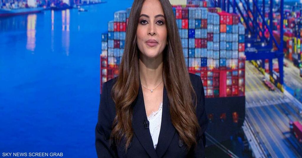 الذهب يحلق والدولار ينزف