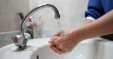 الولايات المتحدة تسعى للتخلص من أنابيب الرصاص خلال عشر سنوات