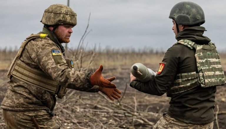 البيت الأبيض في رسالة خطيرة إلى الكونجرس: نفد المال.. وأوكرانيا قد تخسر الحرب