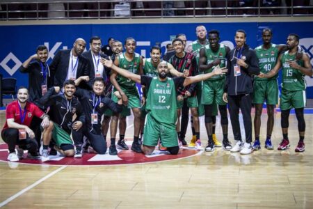 سلة «الفرسان» تعبر كاظمة في السوبر الآسيوي