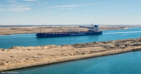 تراجع شحنات القمح عبر قناة السويس 40% بالنصف الأول من يناير