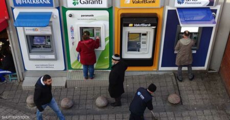 "موديز" ترفع نظرتها المستقبلية لتصنيف البنوك في تركيا