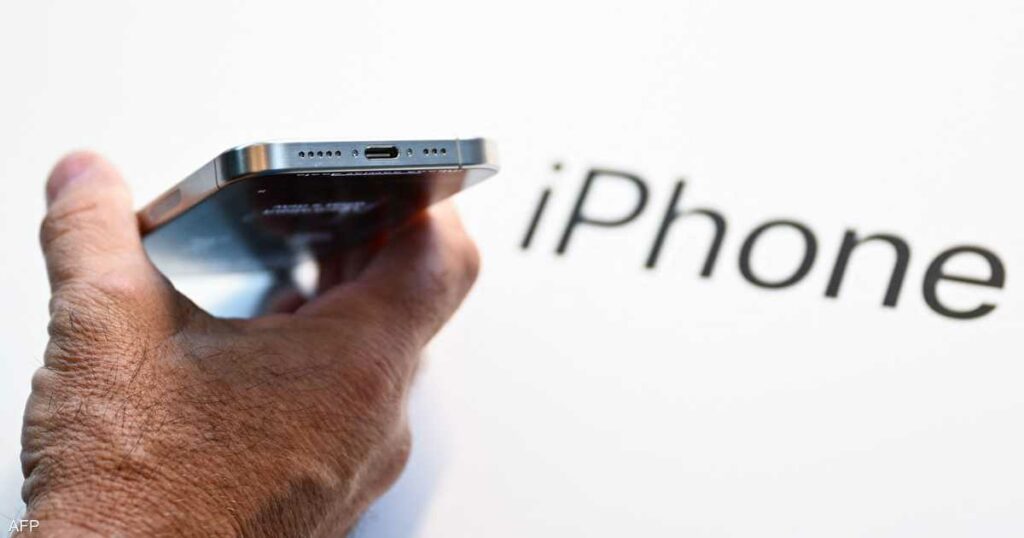 احذر هذه الأخطاء عند شحن الآيفون.. تدمر البطارية