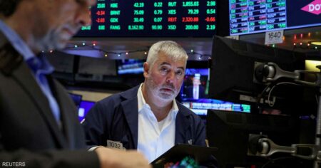 مؤشرات "وول ستريت" ترتفع بدعم من أسهم صناعة الرقائق