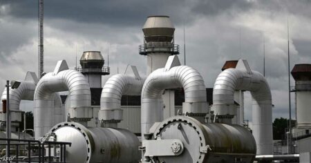 رغم موجة الصقيع.. متوسط مخزونات الغاز في أوروبا يبلغ 82.4%