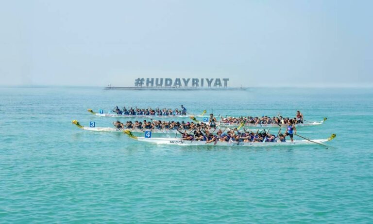 سباقات قوارب التنين تعود إلى جزيرة الحديريات