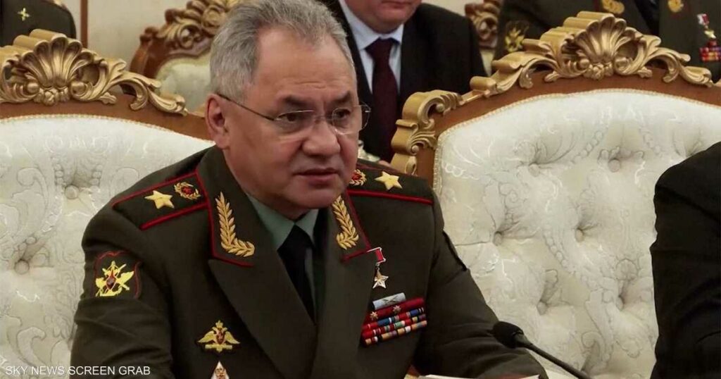 شويغو يتفقد قواته في ذكرى الحرب.. و4 زعماء غربيين في كييف