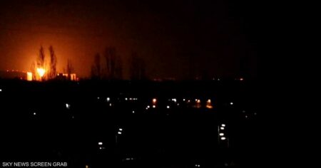 خلال الليل.. هجمات روسية بـ45 مسيرة على كييف