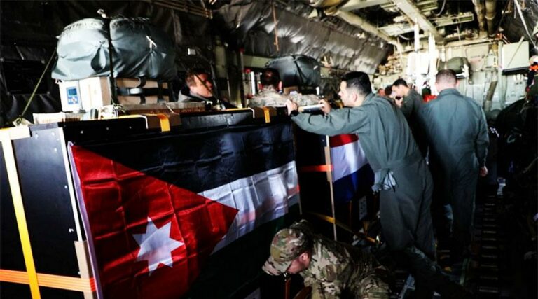 عملية أردنية هولندية لإنزال مواد إغاثية في غزة