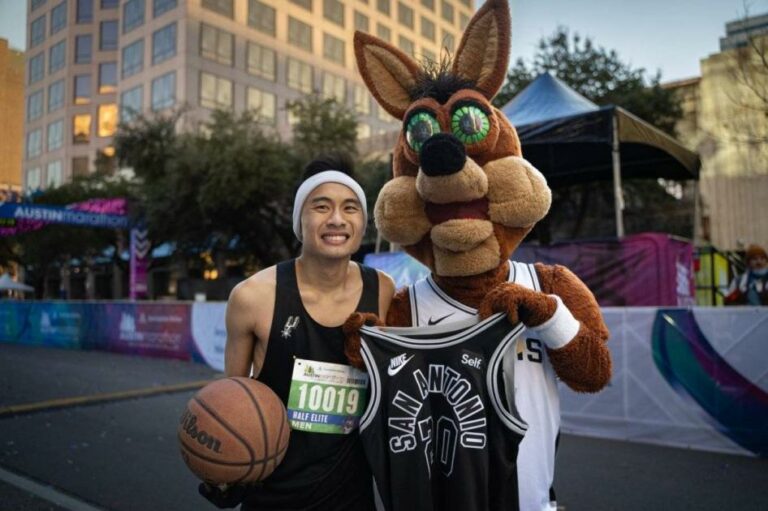 تعرّف إلى رياضي دخل غينيس بالتسابق في الماراثون ولعب كرة السلة