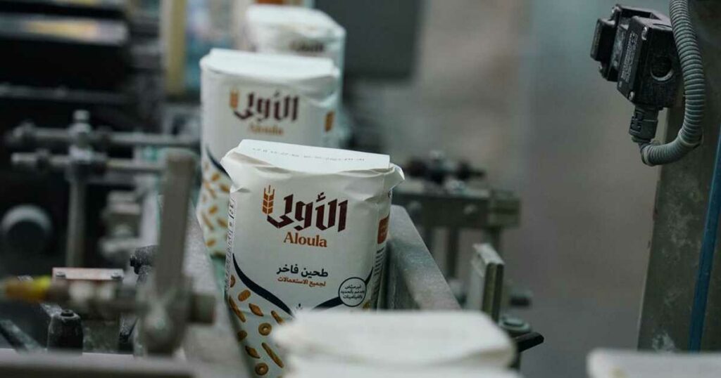 "المطاحن الأولى" تحقق إيرادات بـ 257 مليون دولار في 2023