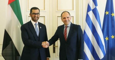 الإمارات واليونان تبحثان تعزيز العلاقات الاقتصادية
