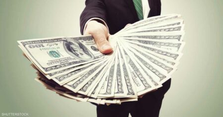 بهذا المبلغ البسيط تصبح من أغنى نصف سكان العالم