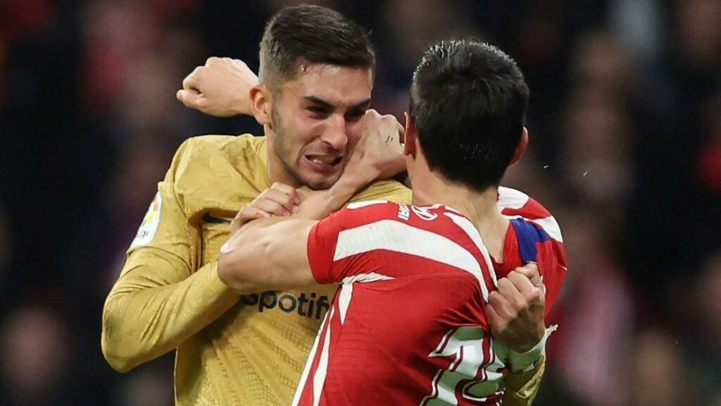 الدوري الإسباني: صدام قويّ بين برشلونة وأتلتيكو.. وريال مدريد يسعى للابتعاد