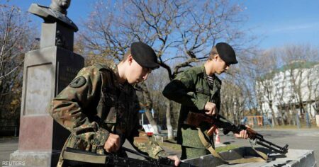 كانت بطريقها للحوثيين.. أميركا تمد أوكرانيا بأسلحة إيرانية