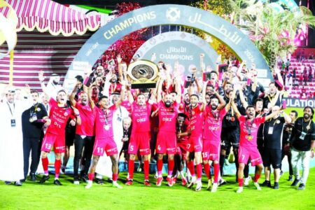 شباب الأهلي ملك البدايات السوبر