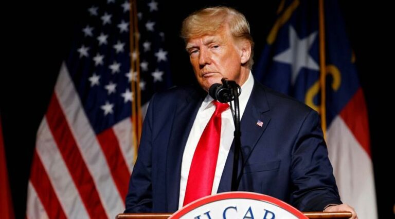 توافق على هيئة المحلفين للبت في «ذنوب» دونالد ترامب