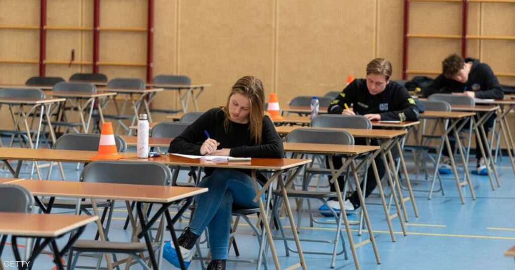 هل الذكور أذكى من الإناث في الرياضيات؟دراسة تكشف نتائج مثيرة