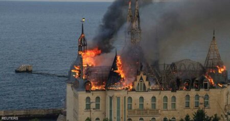 حريق كبير بعد استهداف روسيا ميناء أوديسا بصاروخ باليستي