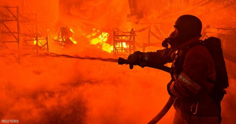 روسيا تقصف مناطق أوكرانية..وزيلينسكي يعلن إسقاط مقاتلة حربية